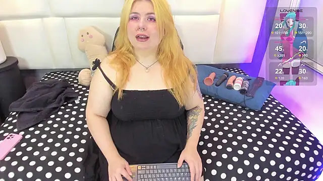 Martina armos online show from 03-25-26, 01:54