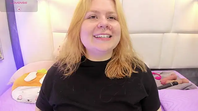 Martina armos online show from 05-12-26, 01:28