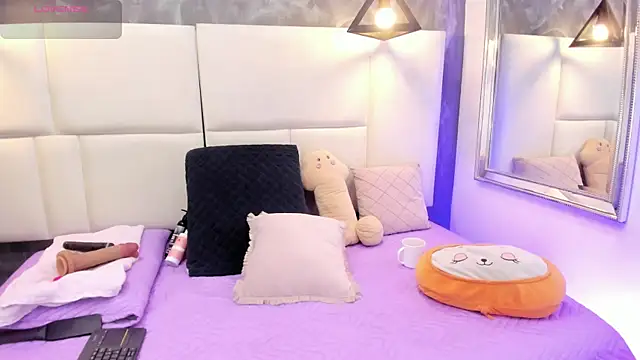 Martina armos online show from 05-10-26, 02:41