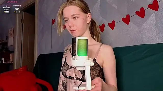 Austeja Ona online show from 06-08-26, 06:52