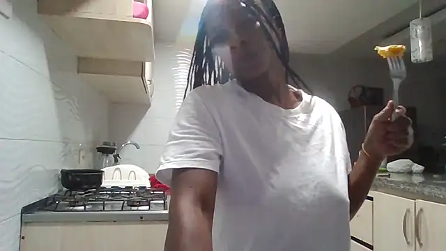 Snapshot of JadaMillss chatting on 07-02-26, 03:34 JadaMillss online show from 07-02-26, 03:34
