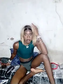 Chocolate Queenxx03 online show from 03-31-26, 11:18
