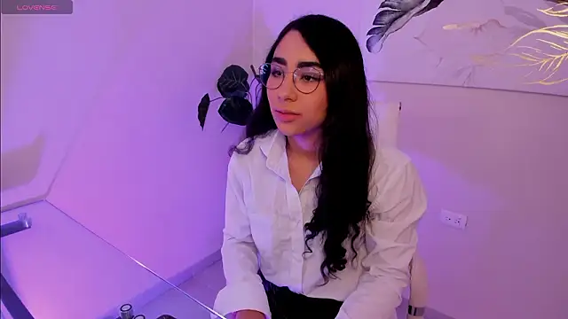 scarlett25   online show from 02-07-26, 12:35