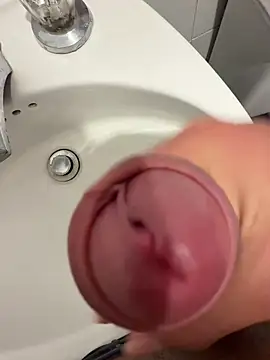 Snapshot of Hurremcan_ chatting on 02-22-26, 06:49 Hurremcan online show from 02-22-26, 06:49