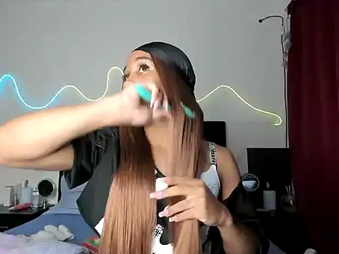 YourDreamReal online show from 02-11-26, 03:28