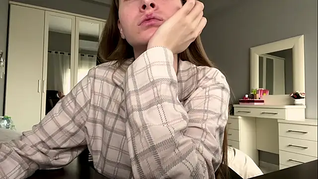 Iuckystar19 online show from 02-08-26, 02:37