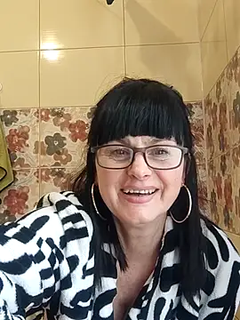 AliceSwan57 online show from 04-14-26, 11:37