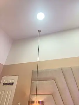 JuliaaVega online show from 03-29-26, 12:18