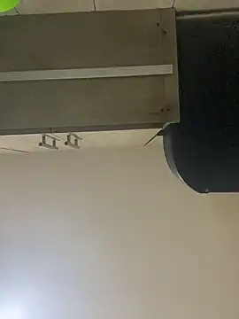 JuliaaVega online show from 04-08-26, 11:44