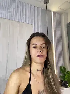 JuliaColemann online show from 05-22-26, 10:57