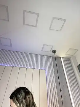 JuliaColemann online show from 03-05-26, 12:02