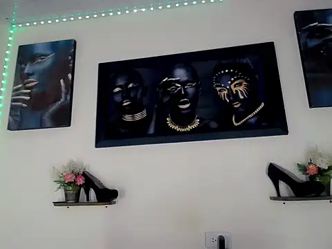 Tatoo Noah online show from 04-15-26, 09:48