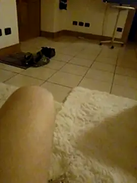 Snapshot of biondand chatting on 01-17-26, 11:19 biondand online show from 01-17-26, 11:19