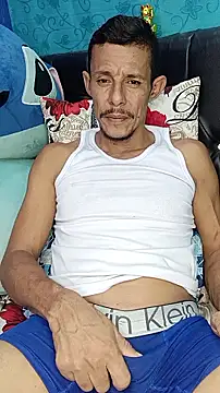 juanmaur22 online show from 03-01-26, 04:29