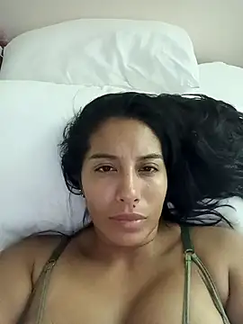 LizaLorini online show from 04-22-26, 03:57