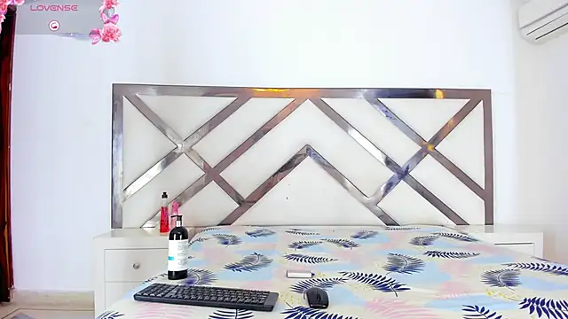 tifanibrown online show from 02-17-26, 01:52