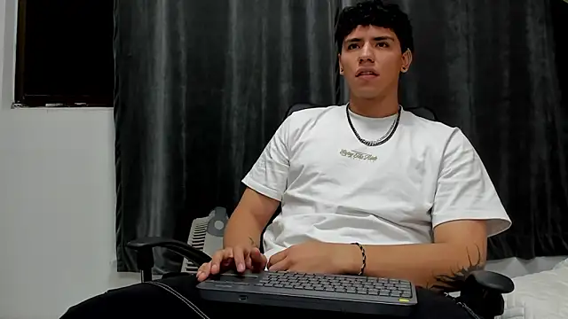 Tobias Vega online show from 03-01-26, 09:20