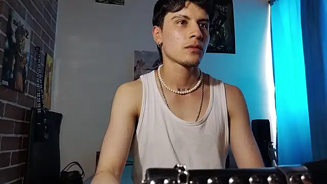 PaulDamico online show from 05-11-26, 06:27