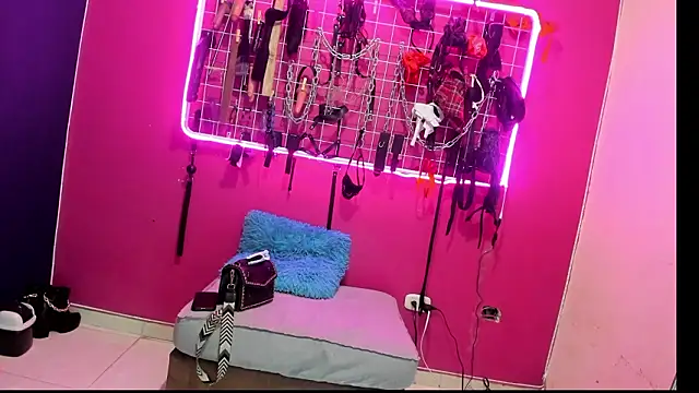 Slave Melany bdsm online show from 03-18-26, 01:02