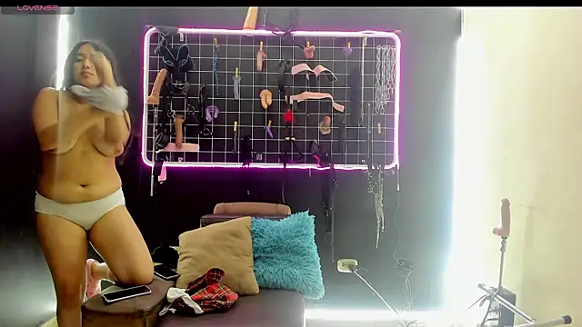 Slave Melany bdsm online show from 06-04-26, 06:45