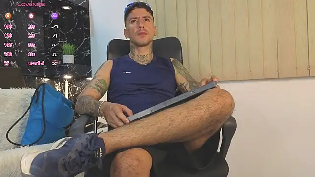 mister eithan online show from 05-06-26, 03:10