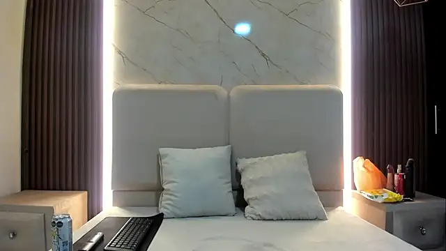 Snapshot of PalomaAguilarx69 chatting on 02-13-26, 01:16 PalomaAguilarx69 online show from 02-13-26, 01:16