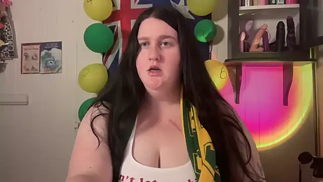 xopeachybaby online show from 07-08-26, 05:08