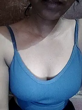 Snapshot of Ayesha_Khan1 chatting on 05-25-26, 03:50 Ayesha Khan1 online show from 05-25-26, 03:50