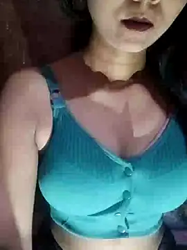 Snapshot of Ayesha_Khan1 chatting on 04-18-26, 10:50 Ayesha Khan1 online show from 04-18-26, 10:50