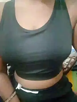 Snapshot of Ayesha_Khan1 chatting on 02-20-26, 04:42 Ayesha Khan1 online show from 02-20-26, 04:42