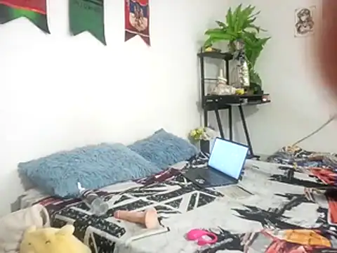 blackninja66 online show from 04-15-26, 02:32