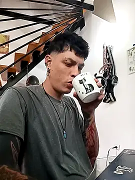 blackninja66 online show from 04-12-26, 02:09