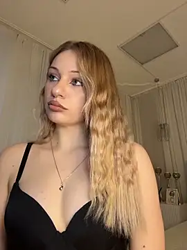 DayaFoxy online show from 03-05-26, 01:08