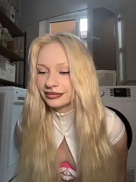 DayaFoxy online show from 04-09-26, 01:17