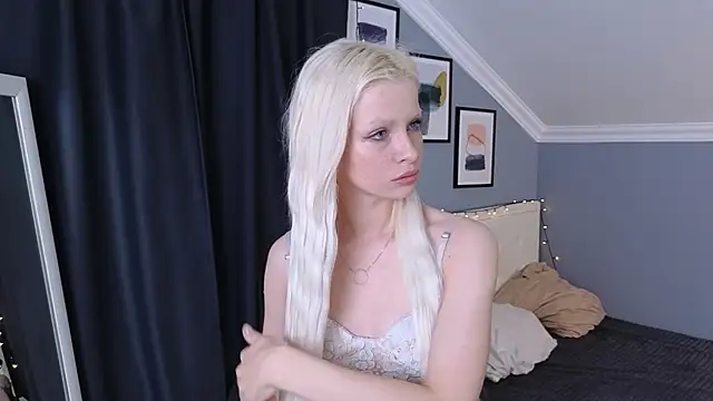 Naomi Demio online show from 03-15-26, 12:12