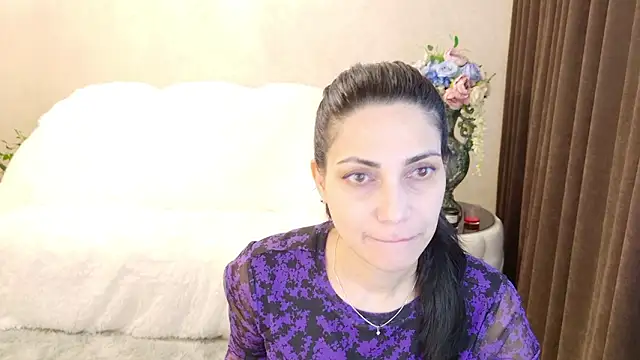 LovelyBeatrice online show from 02-16-26, 06:12