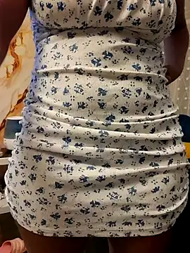 Barbieee1301 online show from 03-05-26, 06:37