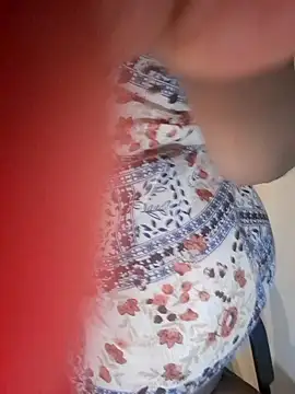 Barbieee1301 online show from 03-19-26, 04:29