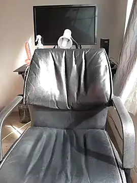 Barbieee1301 online show from 06-09-26, 10:49