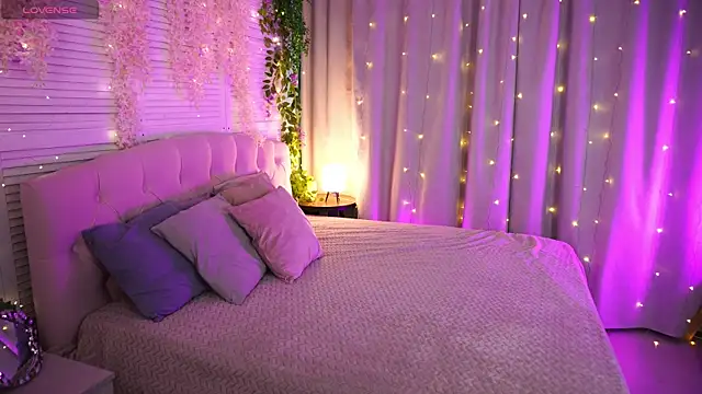 AmeliaWeells online show from 05-07-26, 03:44
