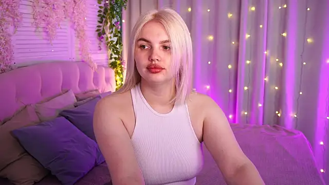 AmeliaWeells online show from 05-13-26, 02:40