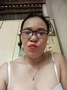 Nuna 689 online show from 04-14-26, 02:38