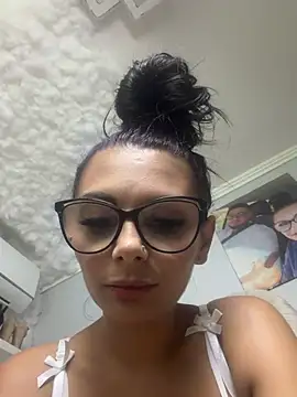 HiddendesireXO01 online show from 07-09-26, 07:57