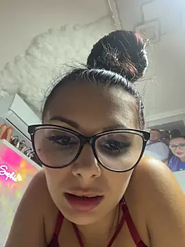 HiddendesireXO01 online show from 07-12-26, 07:15