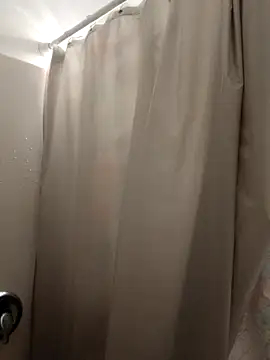 Snapshot of BusyB1983 chatting on 02-21-26, 08:16 BusyB1983 online show from 02-21-26, 08:16