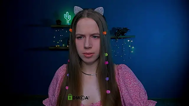 Snapshot of lumi_soft chatting on 02-13-26, 09:09 lumi soft online show from 02-13-26, 09:09