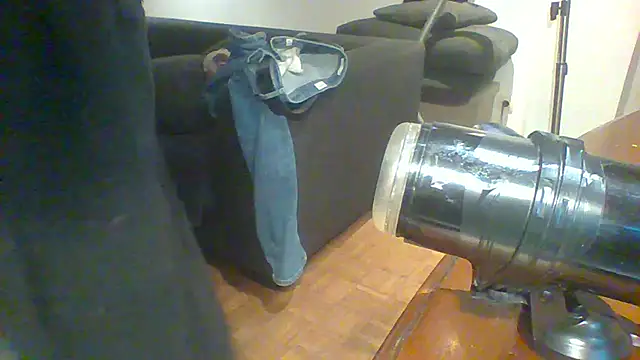 Snapshot of ludowrss chatting on 05-10-26, 12:25 ludowrss online show from 05-10-26, 12:25