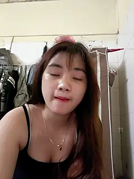 Pinks cool online show from 03-25-26, 02:23