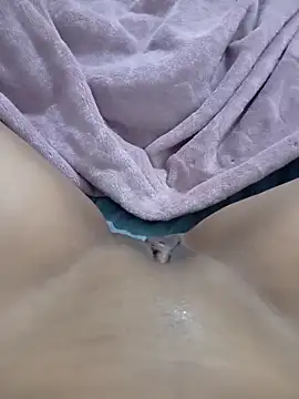 Snapshot of hanina127 chatting on 02-20-26, 03:03 hanina127 online show from 02-20-26, 03:03