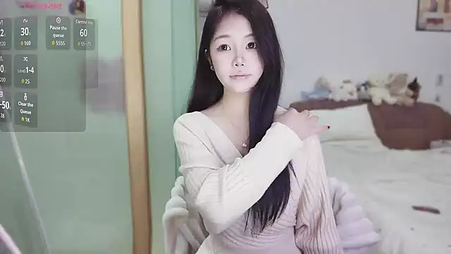 Snapshot of Jolie-22 chatting on 02-28-26, 07:30 Jolie-22 online show from 02-28-26, 07:30